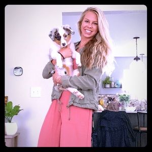 Meet your Posher, Laura